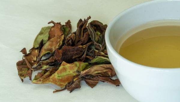 Weißer Whole Leaf Tea aus Malawi